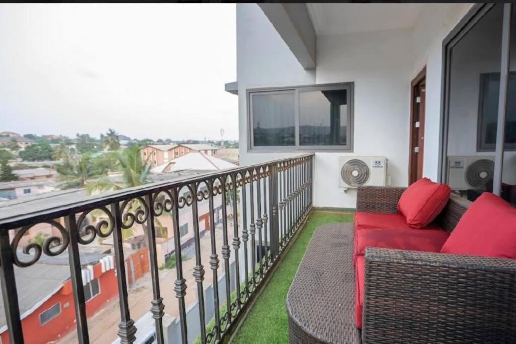 Cozy Penthouse ,Accra Ghana Owuraman Kültér fotó